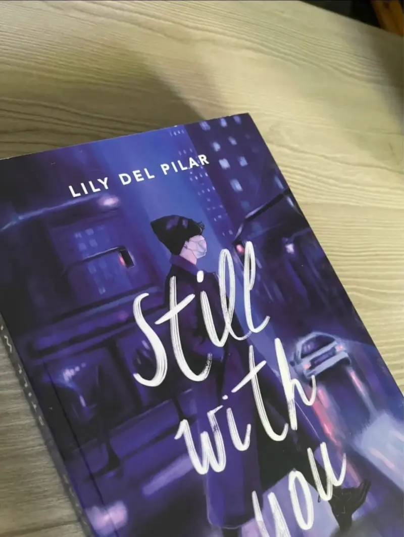Libro 'Still With You' de Lily Del Pilar - 1