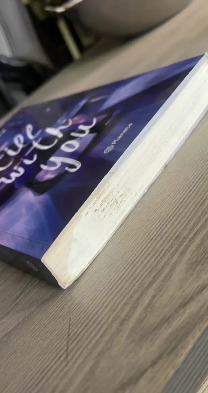 Libro 'Still With You' de Lily Del Pilar - 3
