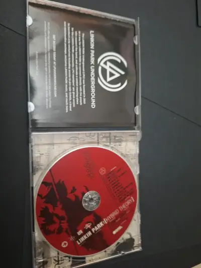 CD Linkin Park Hybrid Theory en buen estado - miniatura 2