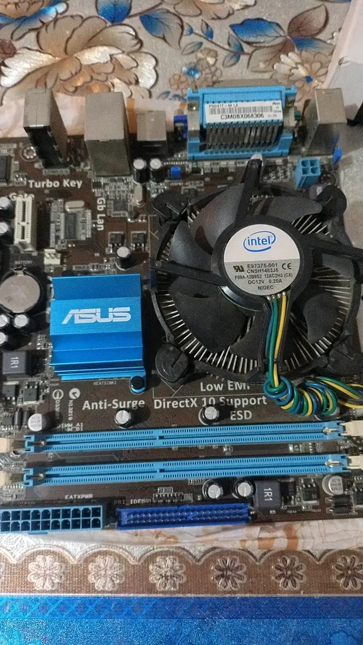 Placa Madre ASUS con Soporte DirectX 10 - 3