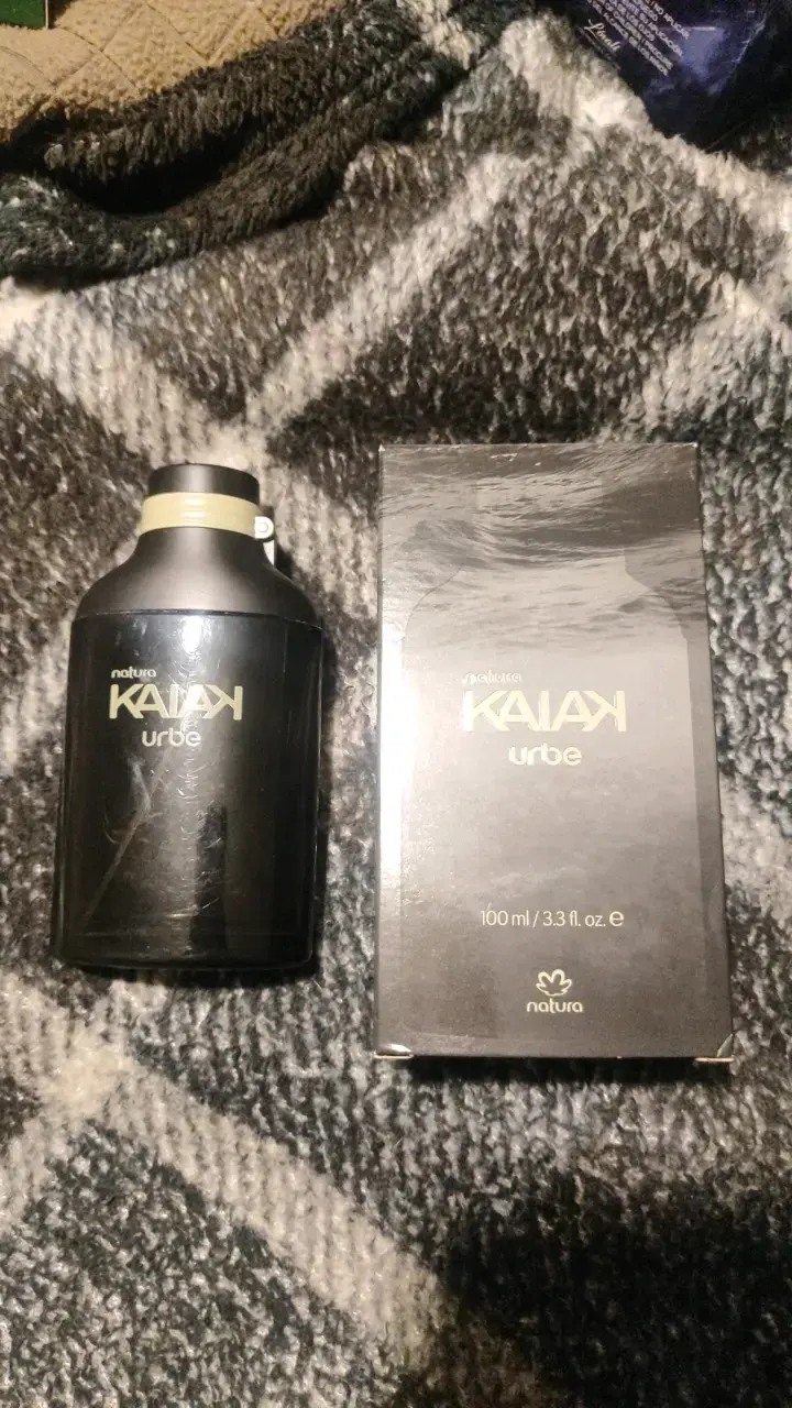 Botella de perfume vacia kaiak Natura urbe 100ml