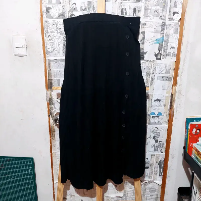 Falda negra con botones para mujer XL