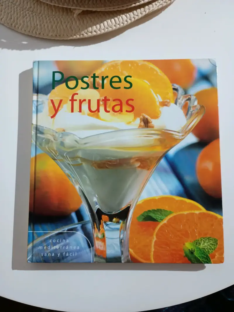 Libro de cocina 'Postres y Frutas' - 1
