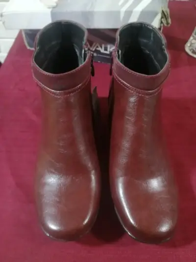 Botines de cuero marrón con cierre lateral - miniatura 4