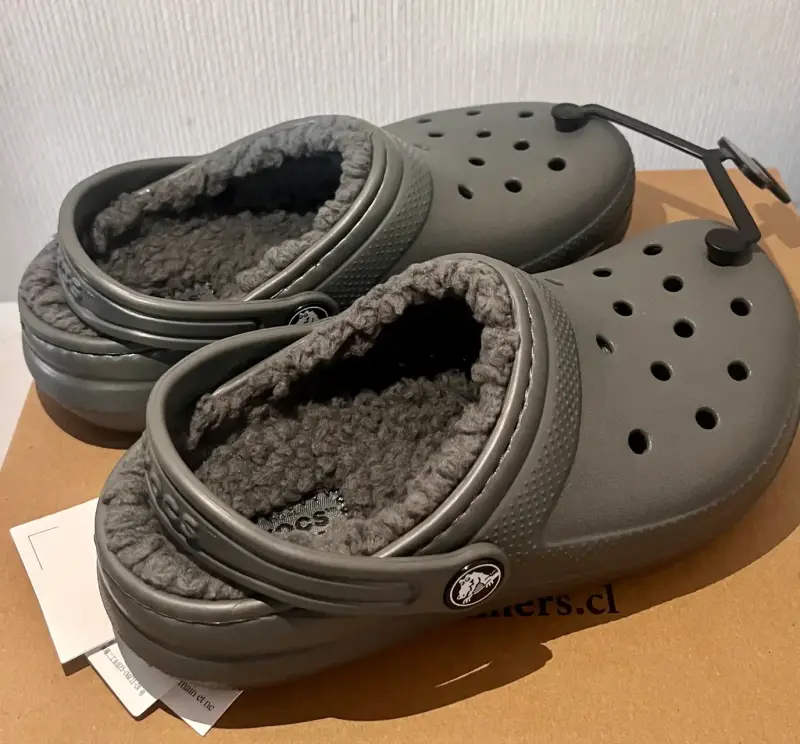 Zuecos Crocs forrados para invierno - 3