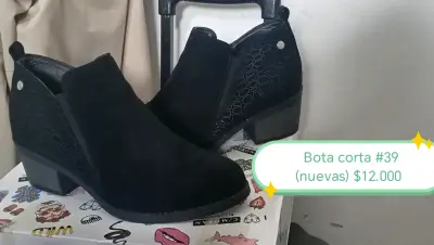 Botines cortos negros talla 39 nuevos - miniatura 3