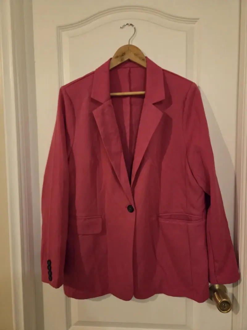 Blazer rojo elegante para mujer - 1