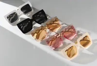 Gafas  Cuadradas en Varios Colores - miniatura 1