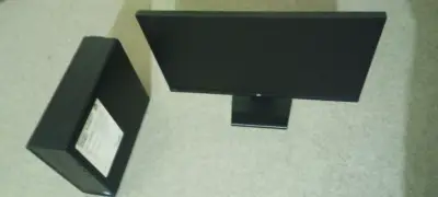 Computador de Escritorio HP Slim con Monitor y Teclado RGB - miniatura 5