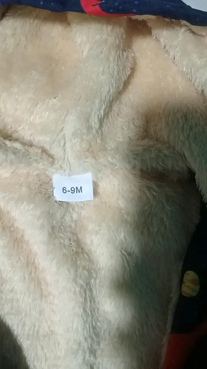 Chaqueta de bebé con capucha y diseño de dinosaurios - 3
