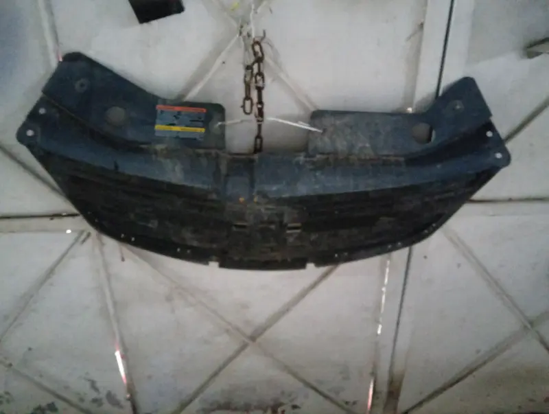 Máscara parachoques Chevrolet Sail - 2