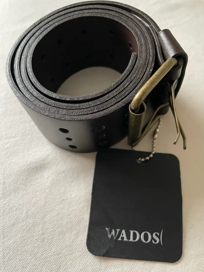 Cinturón de cuero negro Wados con hebilla metálica - 1