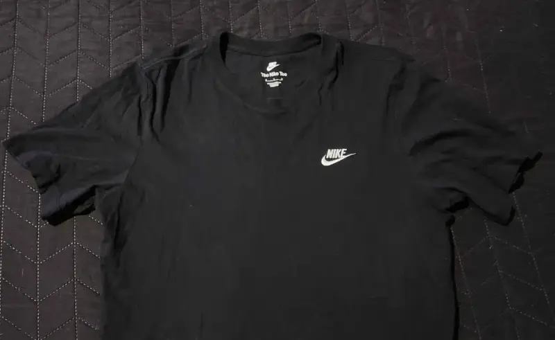 Polera Negra Nike para Hombre - 2