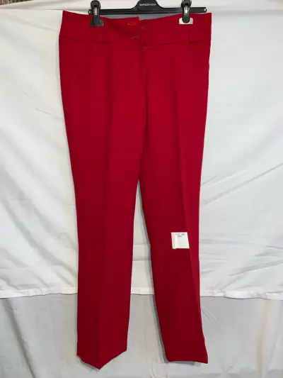 Conjunto de traje para mujer - miniatura 4