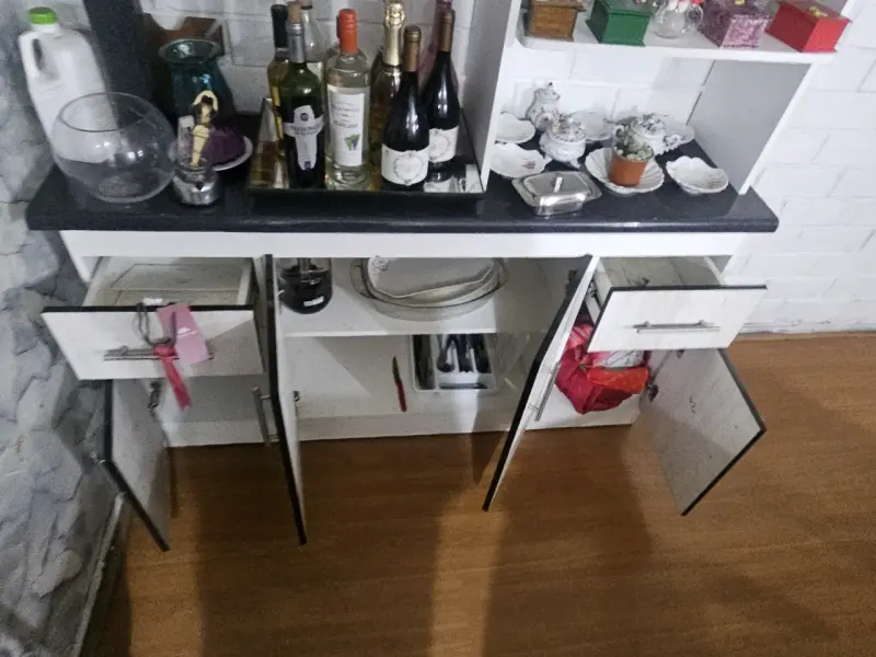 Mueble de cocina con almacenamiento y estantes - 5