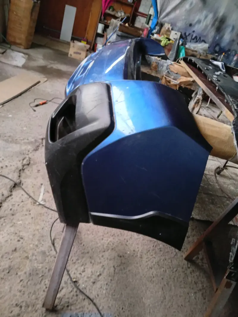 Parachoques trasero Subaru XUV - 3