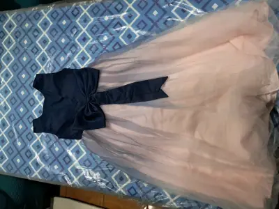 Vestido de fiesta para niña azul y rosa - miniatura 2