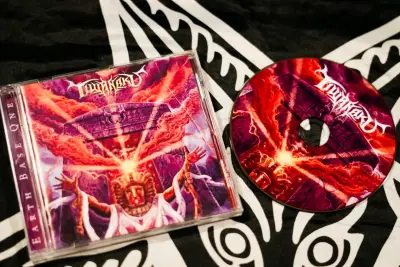 Colección de CDs de música rock y metal - miniatura 2