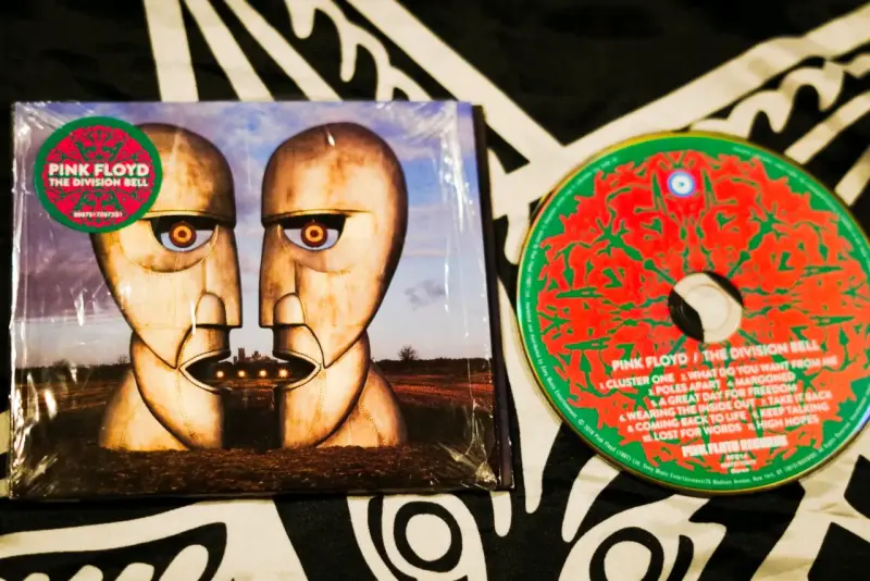 Colección de CDs de música rock y metal - 3
