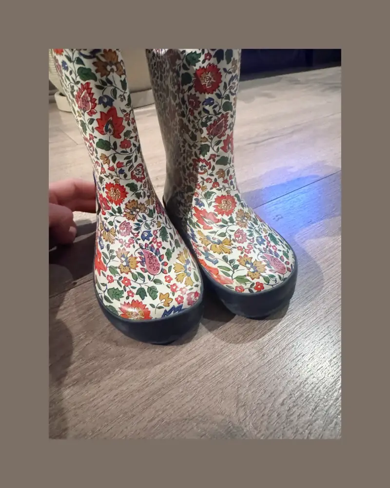 Botas de lluvia infantiles compradas en Paris - 2