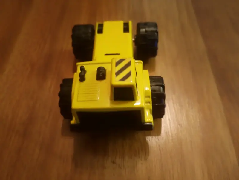 Camión de Juguete Tonka Amarillo - 1