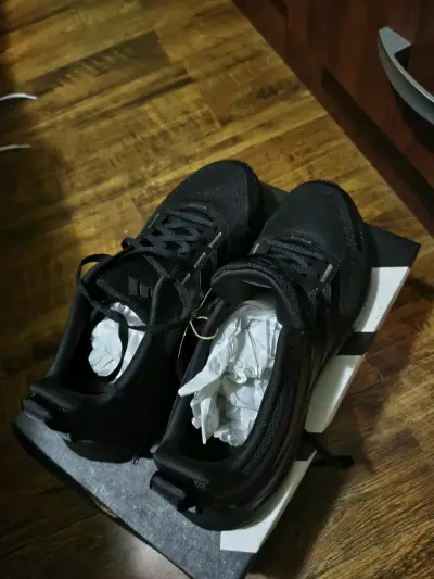 Zapatillas deportivas negras Adidas para hombre - miniatura 1