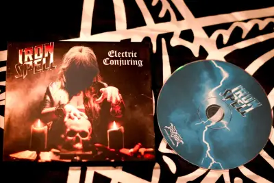 Colección de CDs de metal variable - miniatura 5
