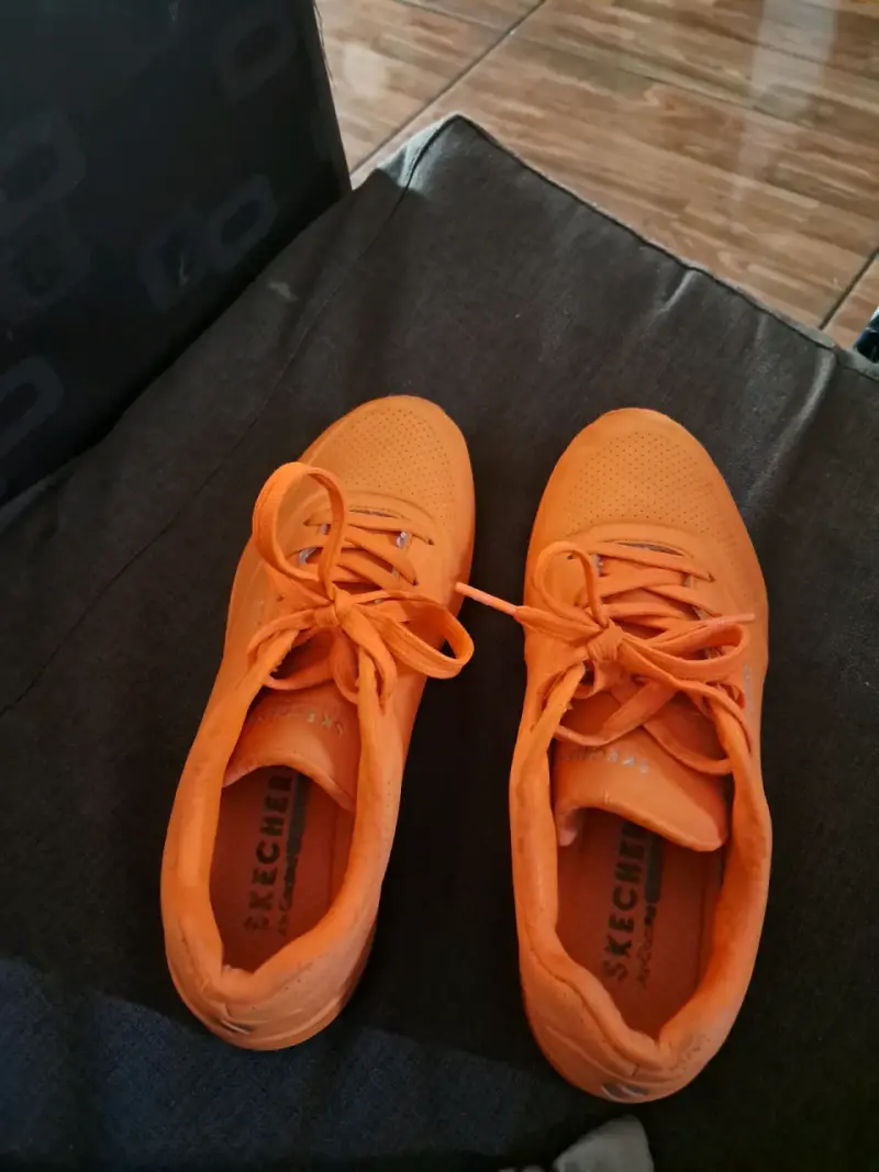 Zapatillas deportivas naranjas Skechers para hombre - 2