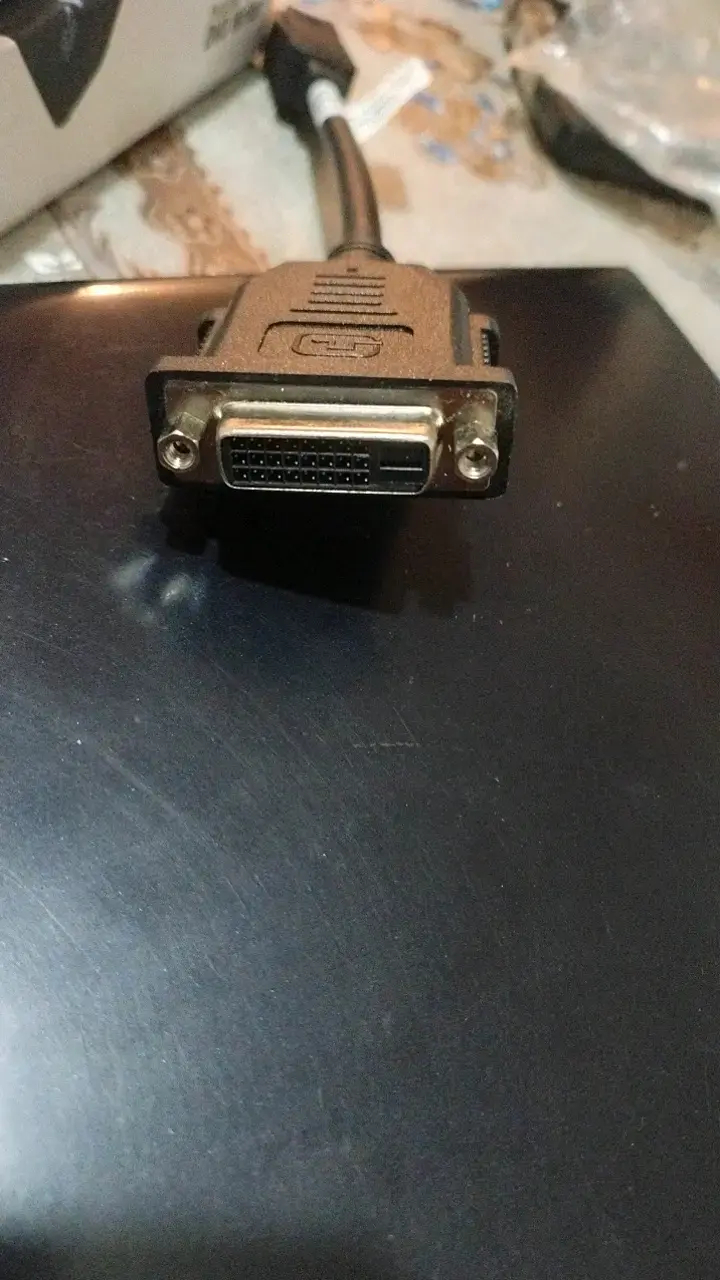 Adaptador DVI a HDMI para Conexión de Video - 3