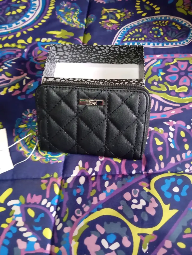 Monedero negro acolchado elegante - 1