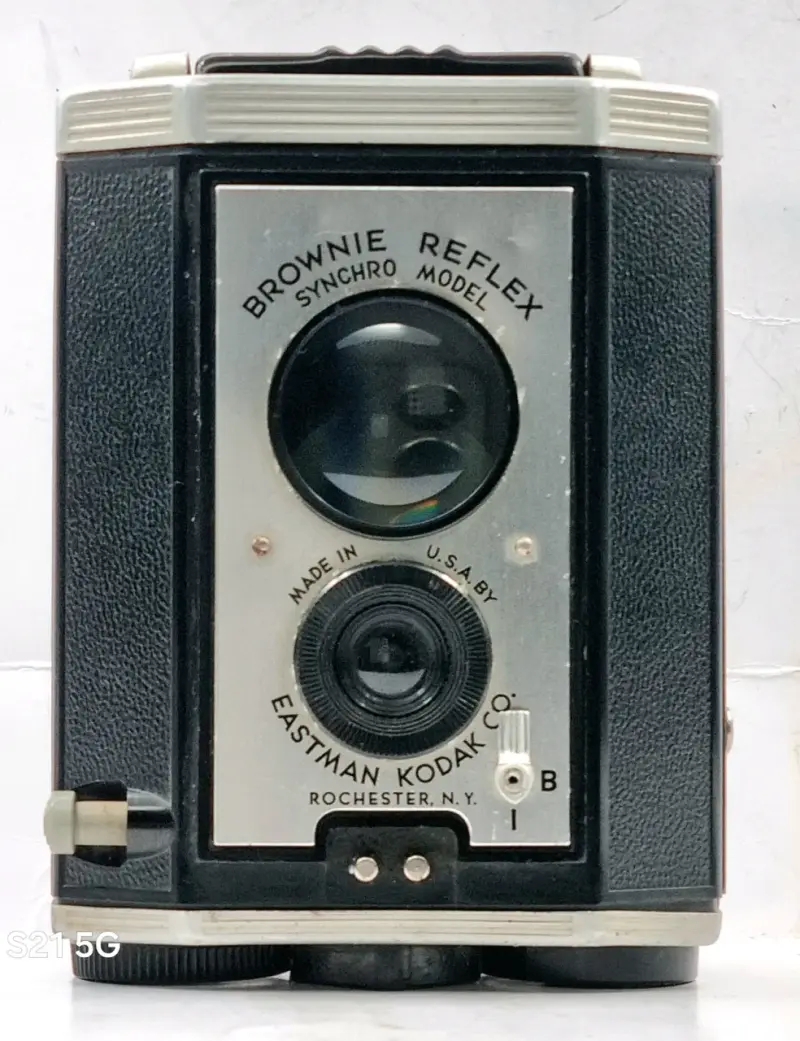 Cámara vintage Brownie Reflex Synchro Model - 3