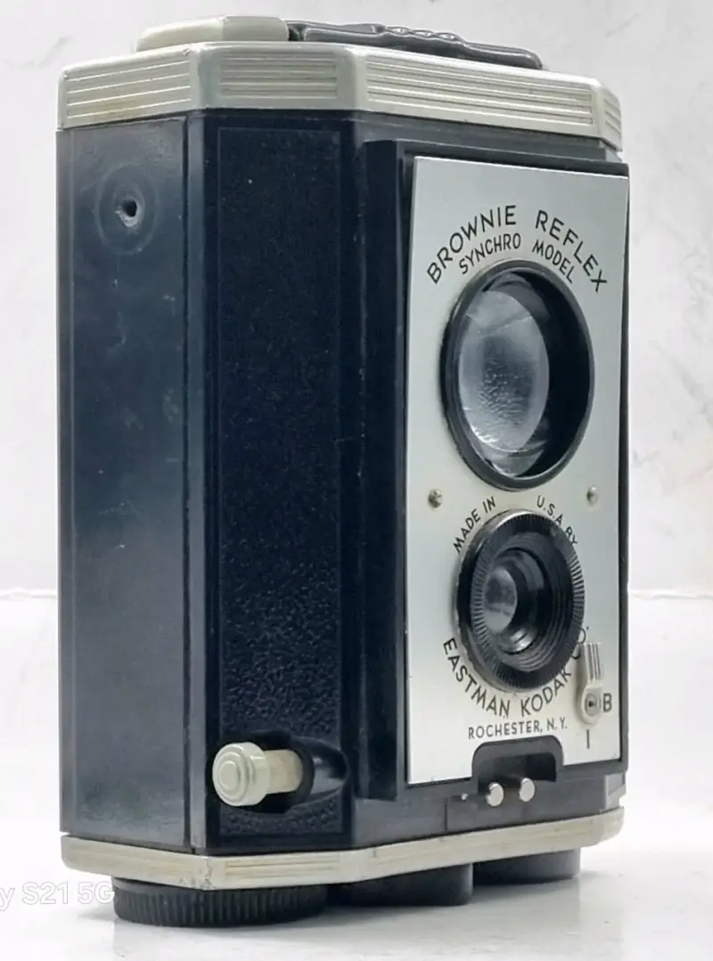 Cámara vintage Brownie Reflex Synchro Model - 4