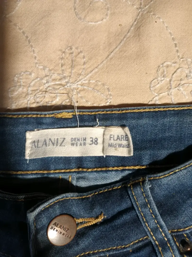 Jeans Alaniz Denim Flare Talla 38 - 3