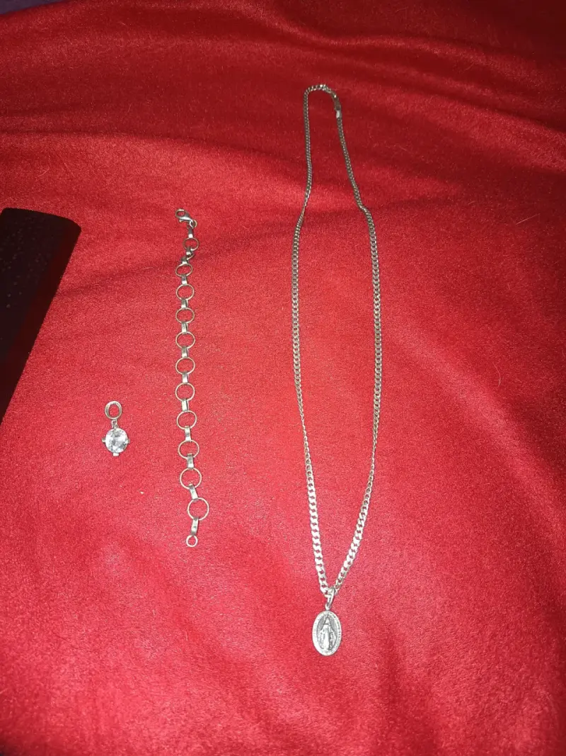 Set de joyería en plata con collar y pulsera