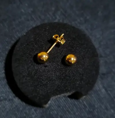 Aros de oro Goldfiel en estuche - miniatura 2