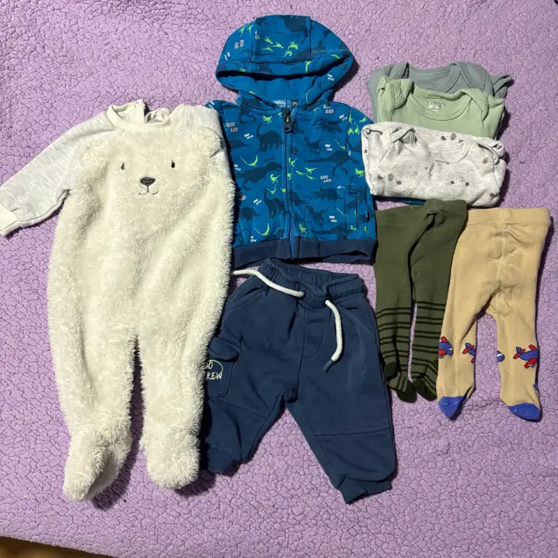 Lote de ropa para bebé 0-3 meses - 1