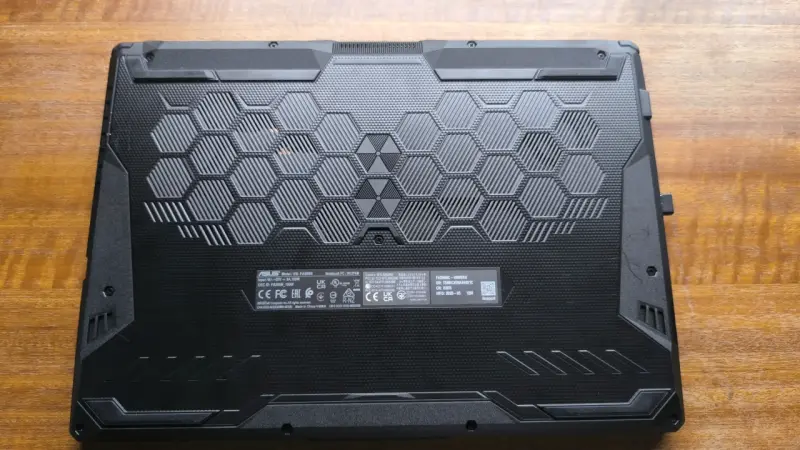 Laptop ASUS TUF Gaming A15 con tarjeta gráfica - 2
