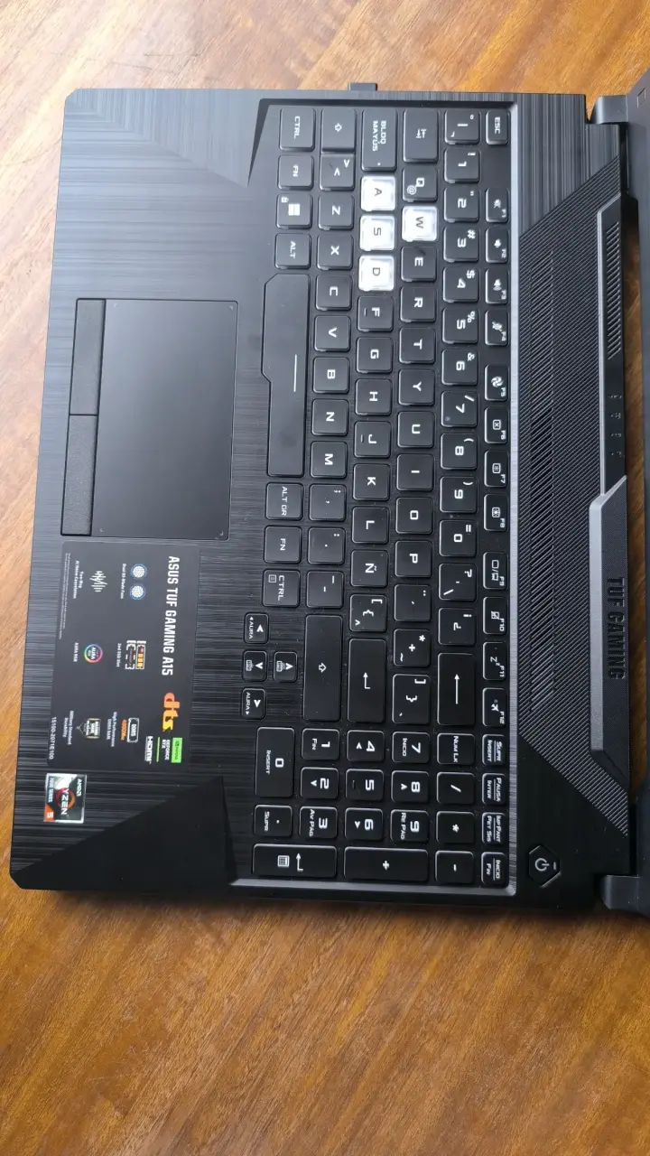 Laptop ASUS TUF Gaming A15 con tarjeta gráfica - 3