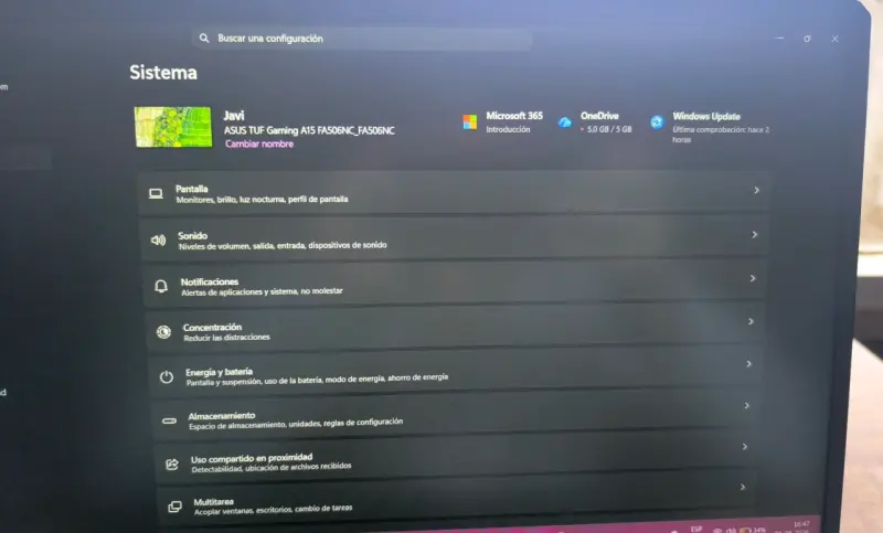 Laptop ASUS TUF Gaming A15 con tarjeta gráfica - 5