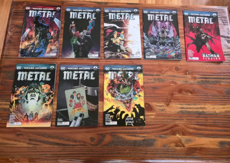 Saga Completa Noches Oscuras Metal - ECC Ediciones
