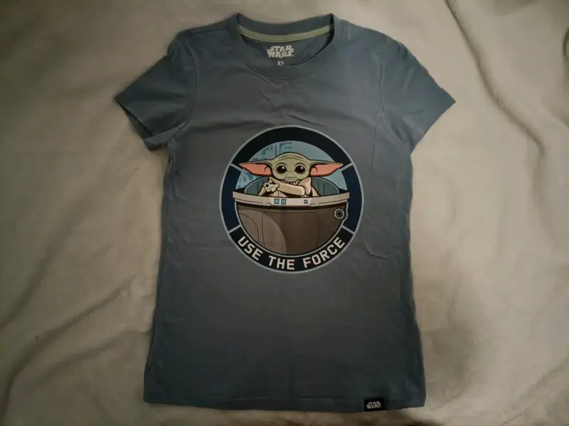 Polera Star Wars Baby Yoda azul
