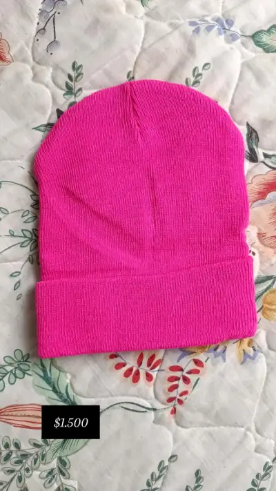 Gorros de lana en varios colores - miniatura 3