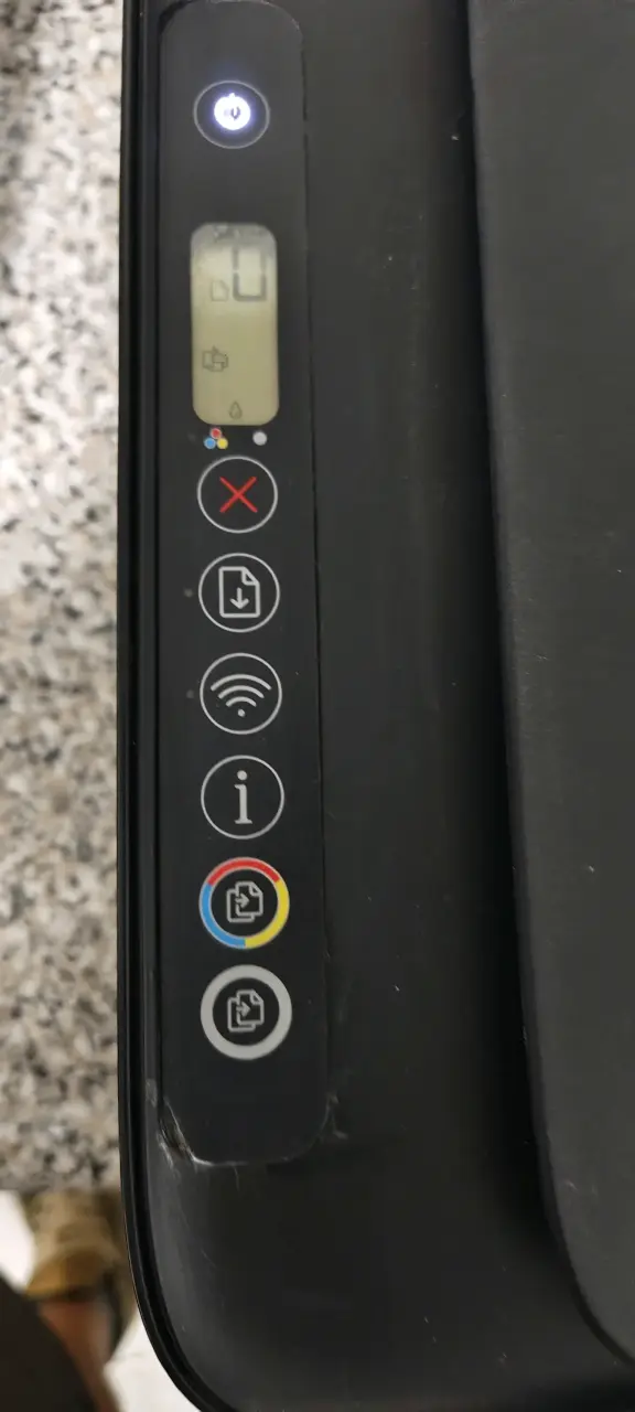 Impresora multifuncional HP con conexión WiFi - 1