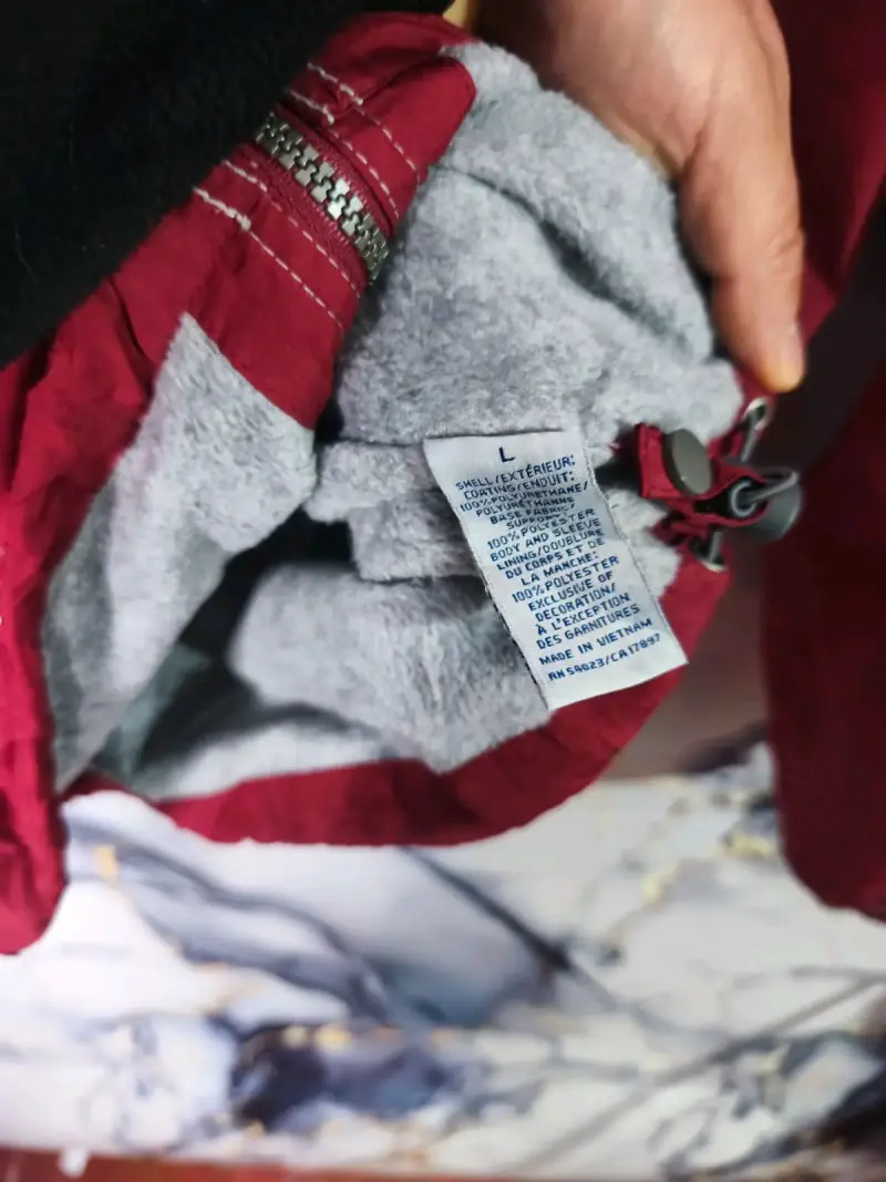 Chaqueta Roja Old Navy con Forro Interior - 3