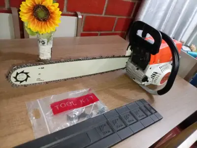 Motosierra Stihl MS 310 en buen estado - miniatura 2