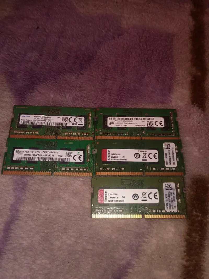 Memorias RAM DDR4 de 4GB varias marcas Son 5 - 1