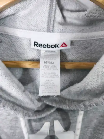 Polerón con capucha gris Reebok para mujer - miniatura 4