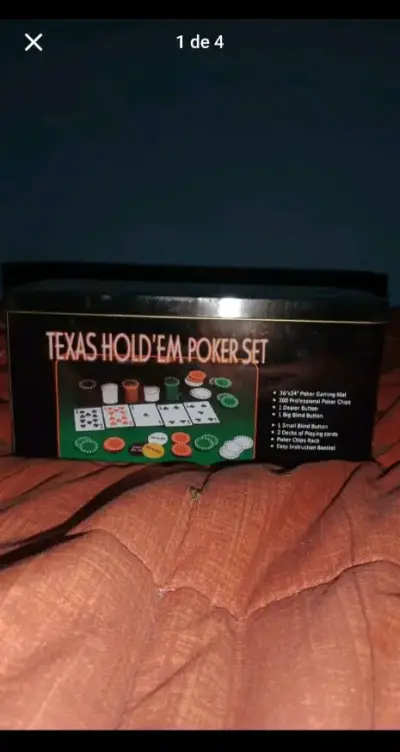Set de Poker Texas Hold'em con Tapete y Fichas - miniatura 1