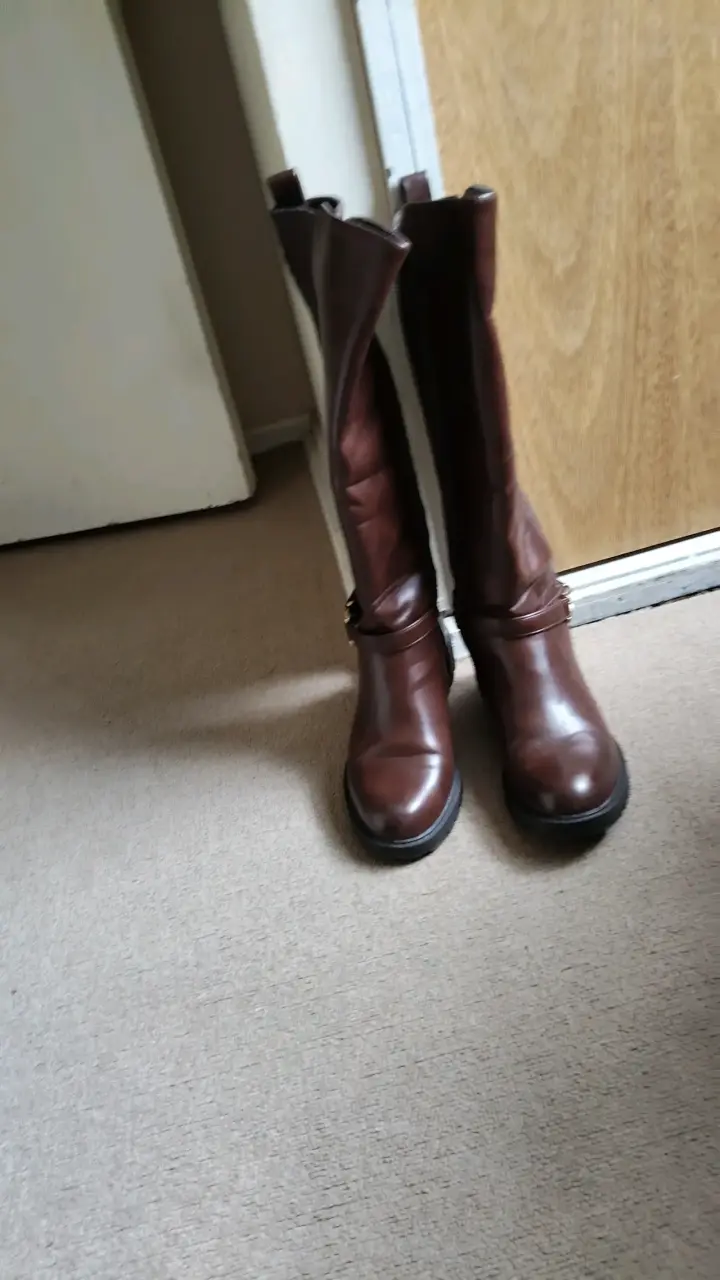 Botas largas de cuero marrón para mujer - 2