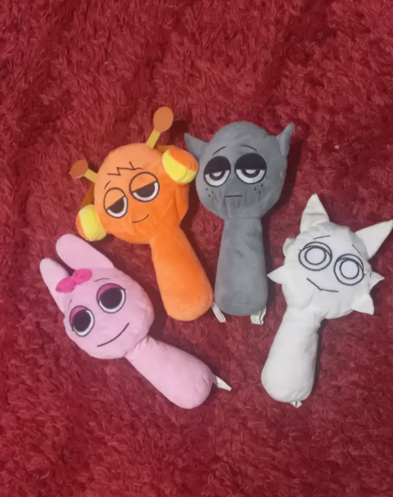 Set de 4 peluches de personajes sprunki divertidos - 1